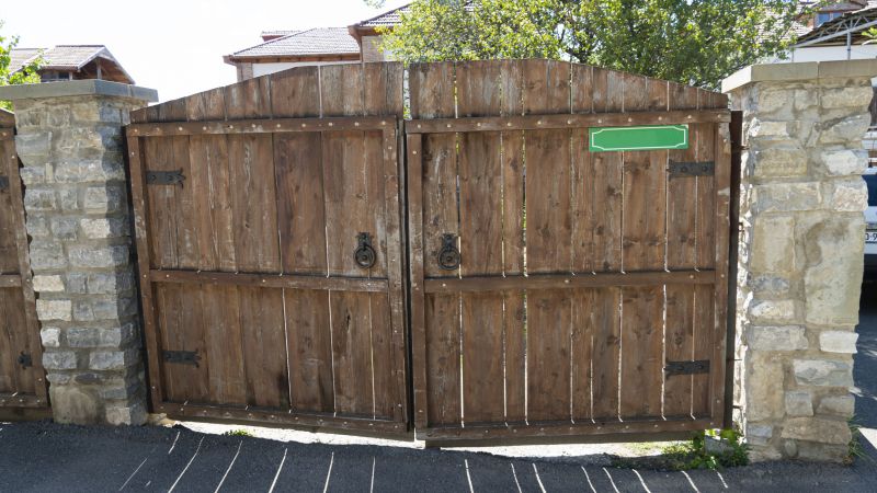 Driveway Gate Replacement in Seattle, WA